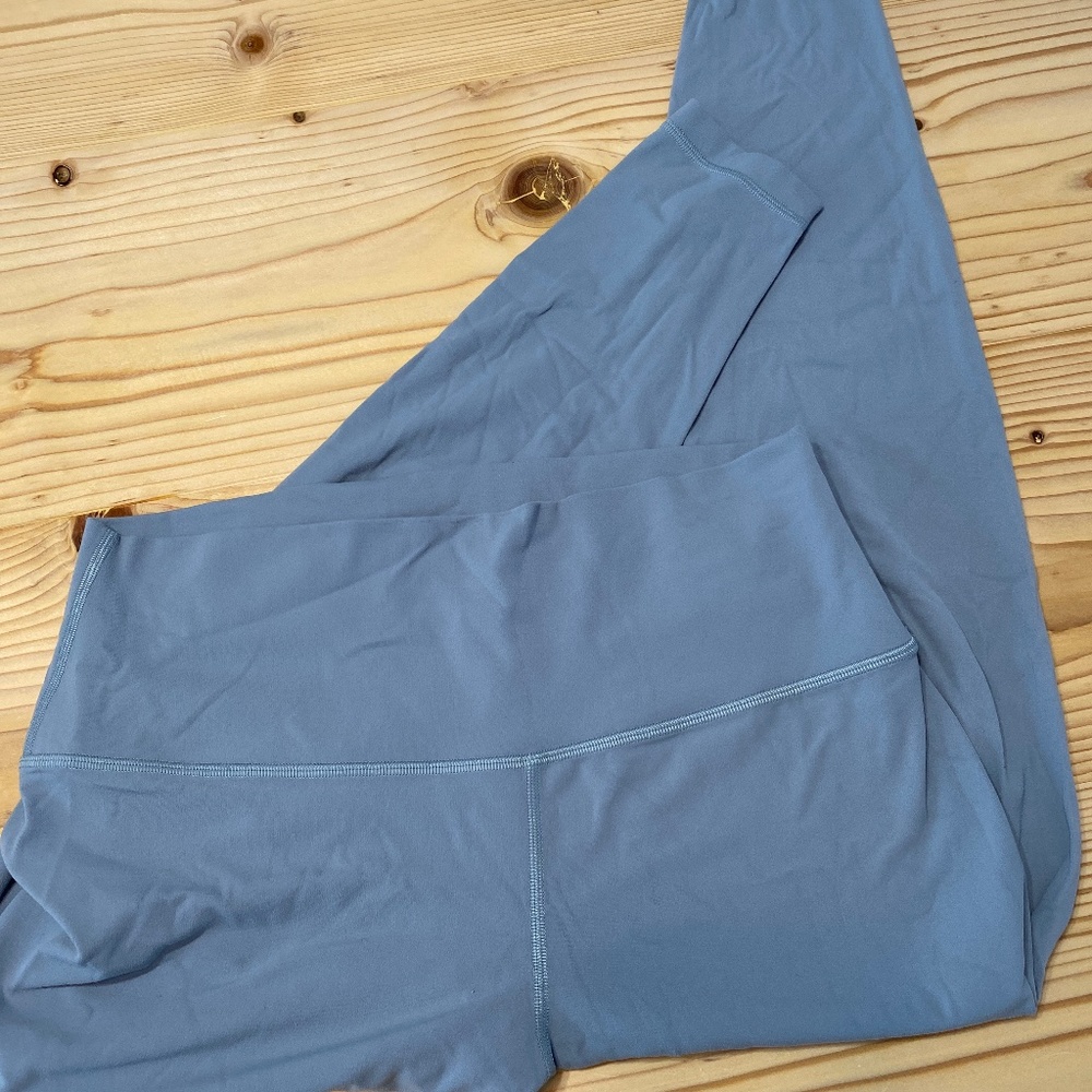 Lululemon high waisted leggings size L